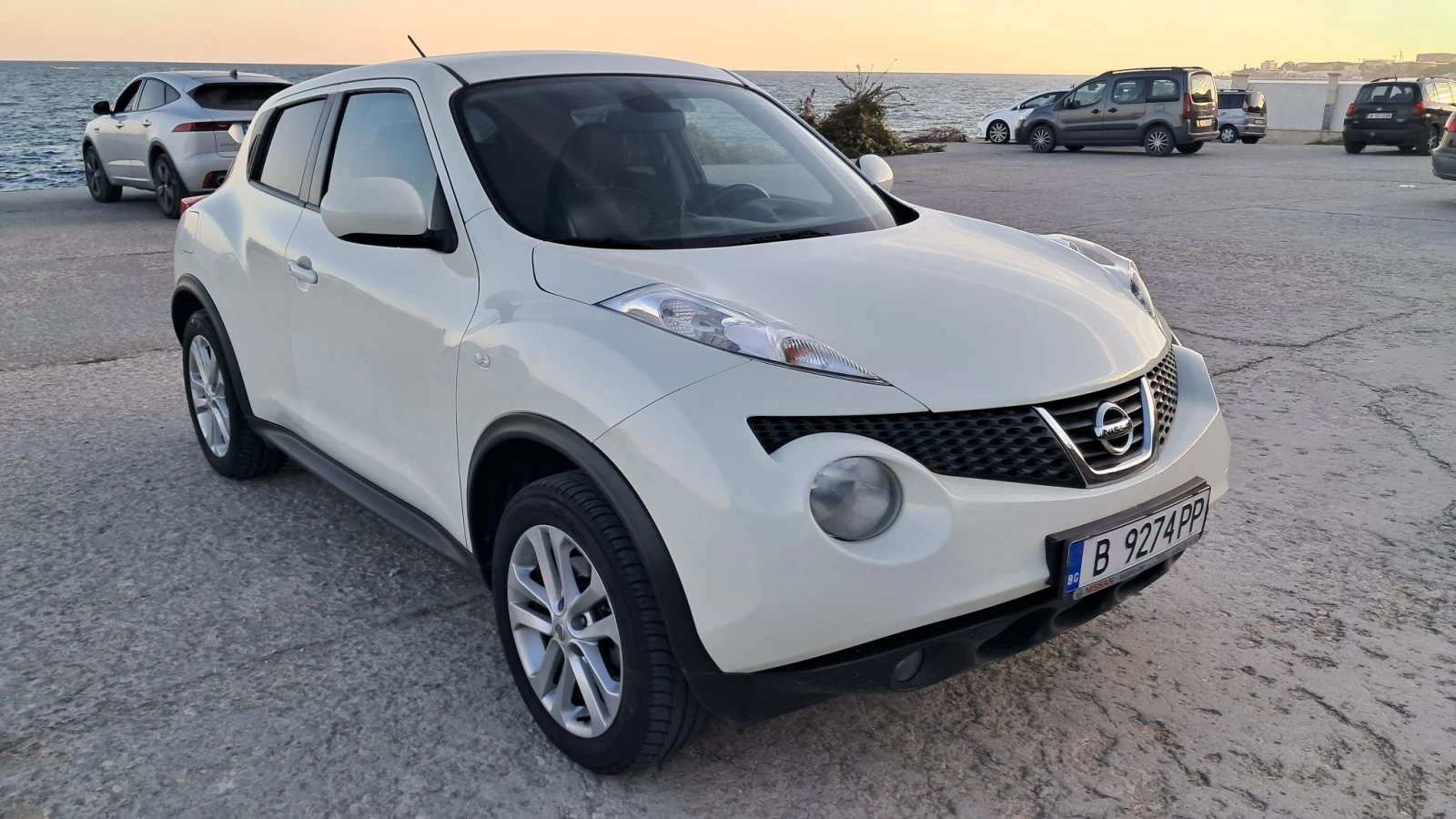 Nissan Juke, снимка 5 - Автомобили и джипове - 56408306