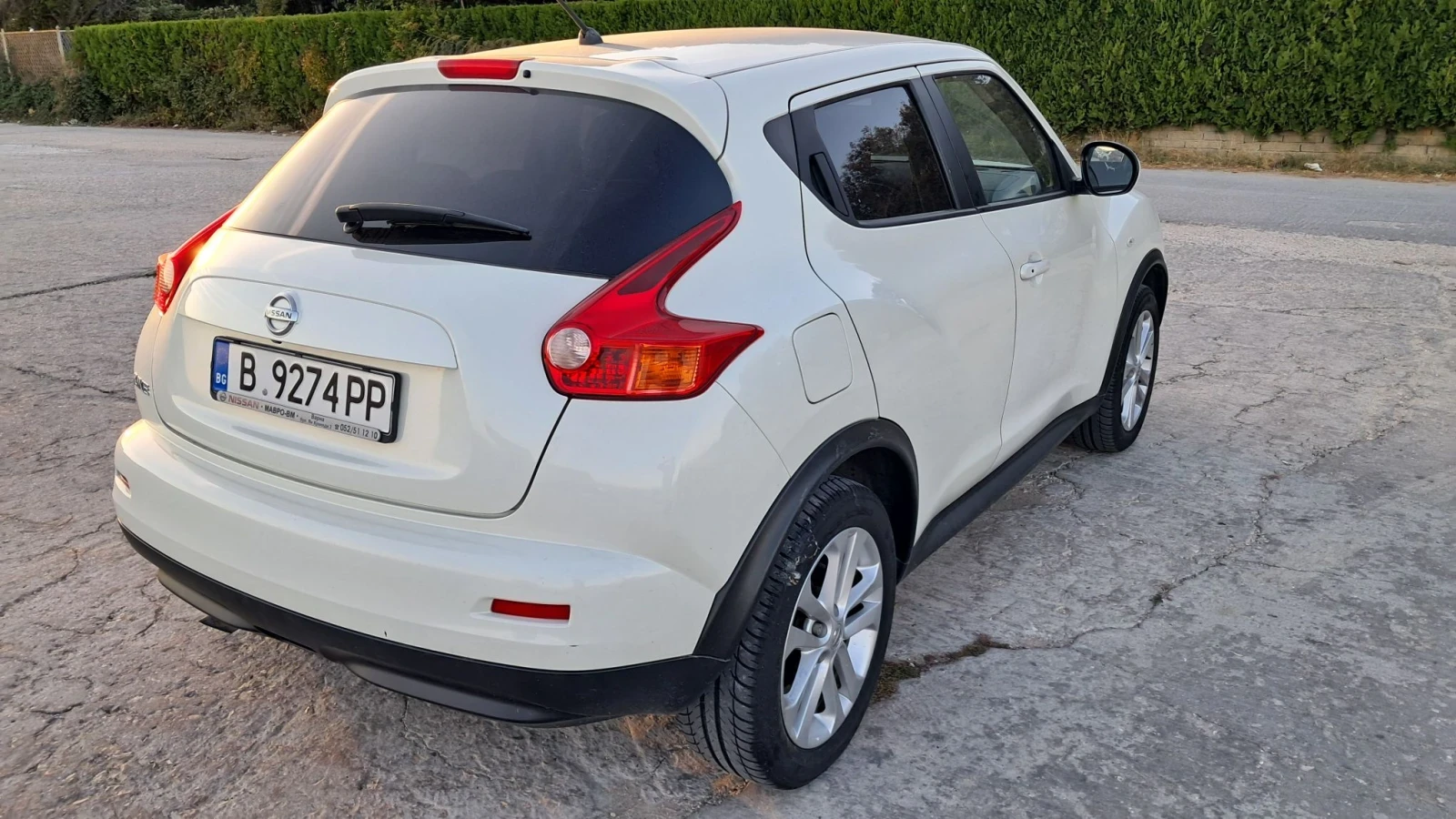 Nissan Juke, снимка 6 - Автомобили и джипове - 56408306