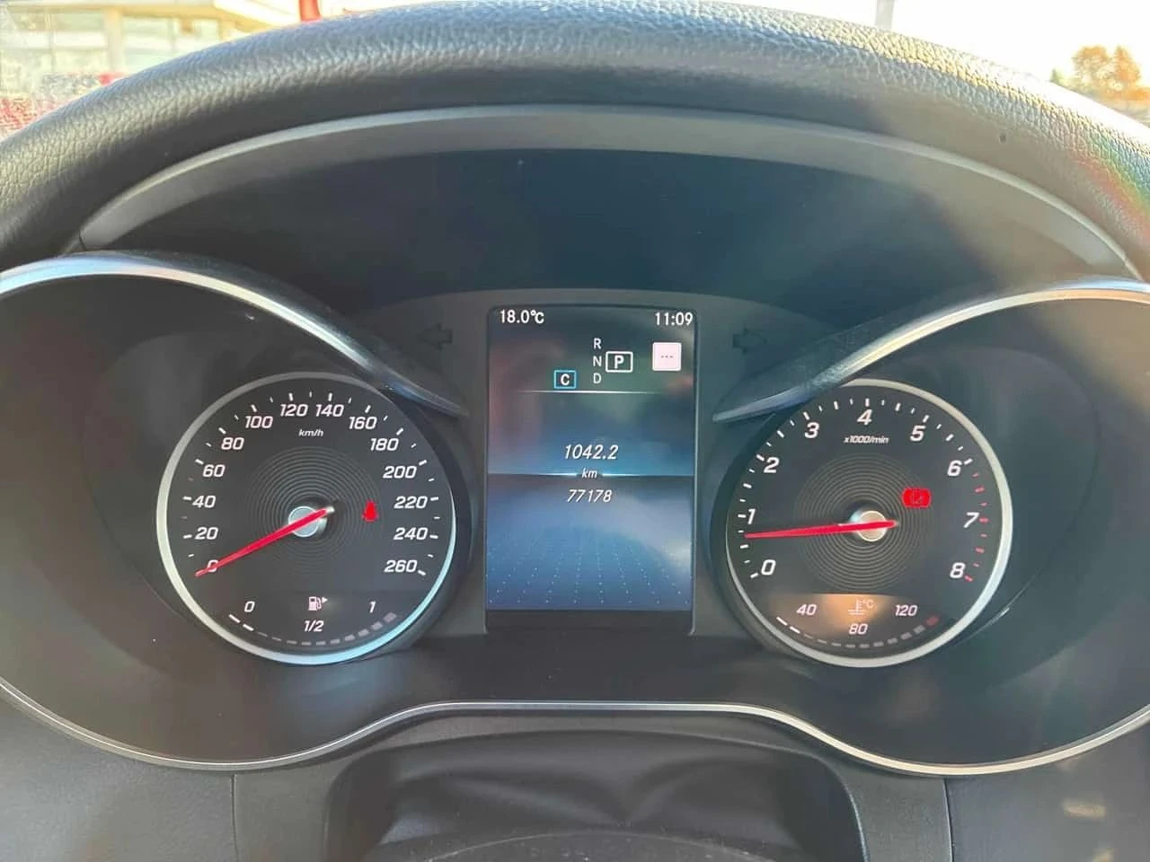 Mercedes-Benz GLC 300, снимка 8 - Автомобили и джипове - 56730329