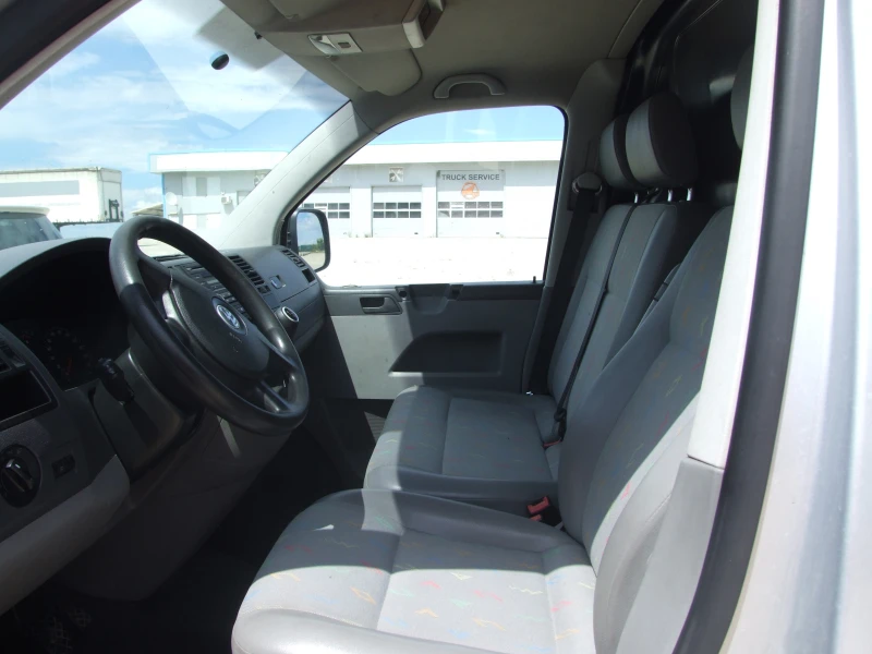 VW T5 2.5tdi, снимка 14 - Бусове и автобуси - 53027581
