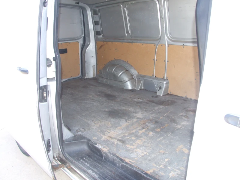 VW T5 2.5tdi, снимка 9 - Бусове и автобуси - 53027581