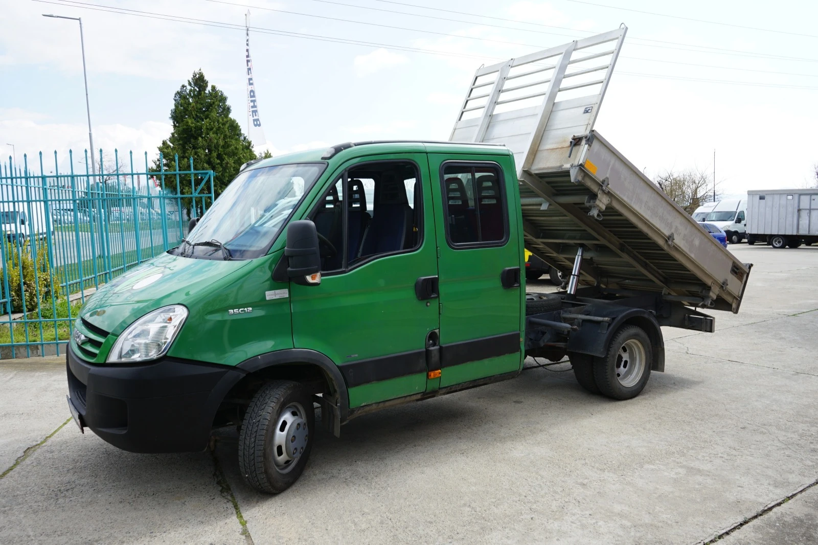 Iveco Daily 35c12* 6+ 1места* Тристранен самосвал - изображение 3