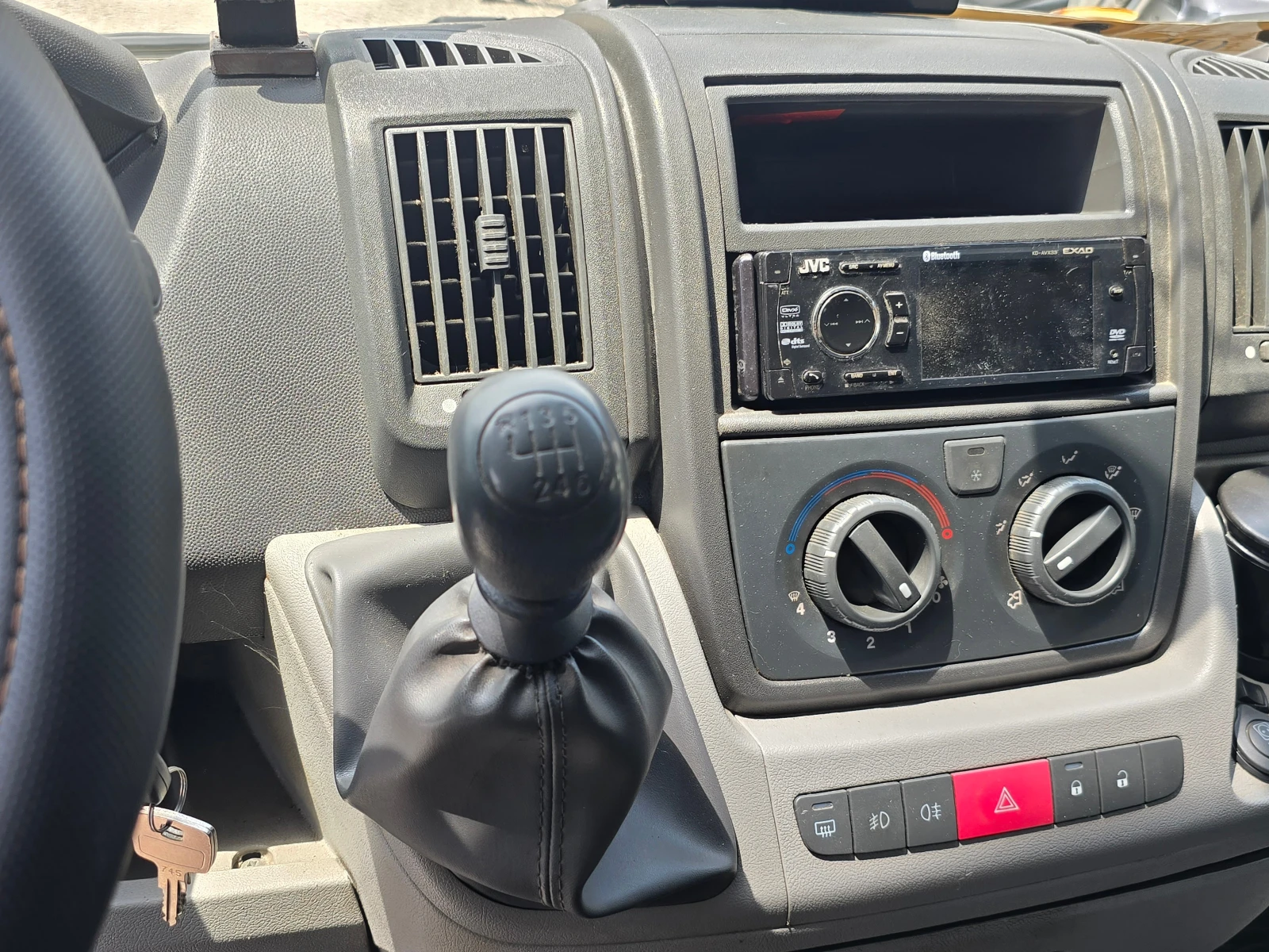 Citroen Jumper 2.2HDi/8+ 1 места/Климатик/Лизинг, снимка 15 - Бусове и автобуси - 54843181
