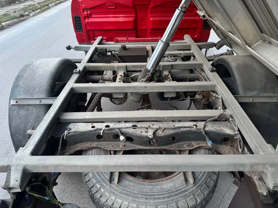 VW Taro 2.4, снимка 4 - Камиони - 53463309