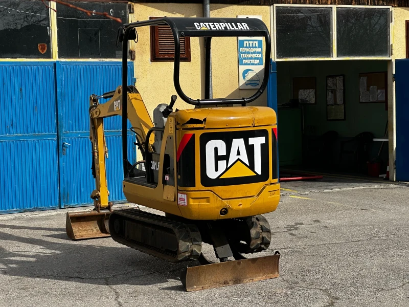 Багер Cat 301.6C, снимка 3 - Индустриална техника - 53599452