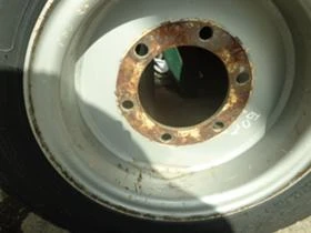 Гуми, снимка 9