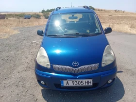  Toyota Yaris verso