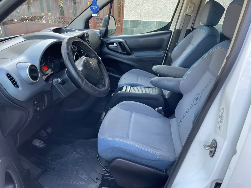 Citroen Berlingo 1.6i* 162000км* , снимка 11 - Автомобили и джипове - 47451905