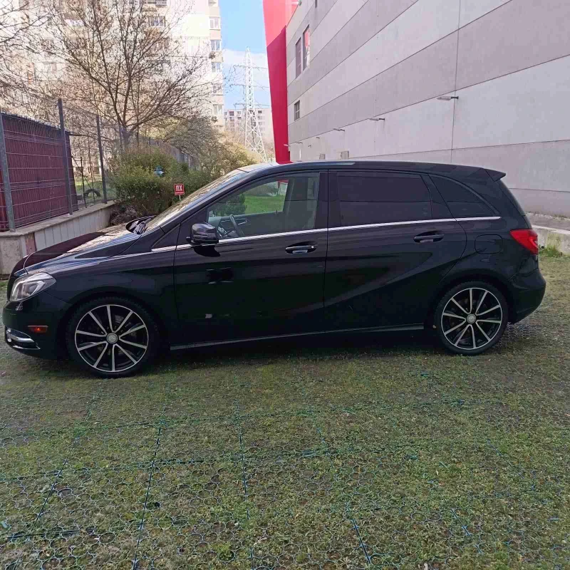 Mercedes-Benz B 250, снимка 2 - Автомобили и джипове - 52467669
