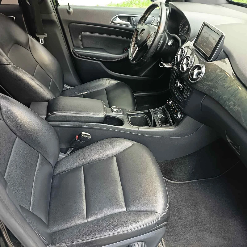 Mercedes-Benz B 250, снимка 12 - Автомобили и джипове - 52467669