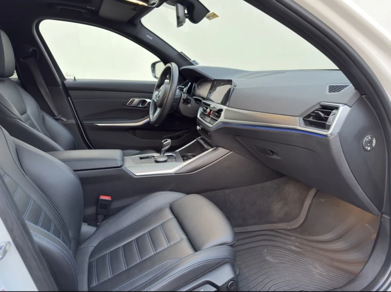 BMW 320 d M Sport Laser HUD , снимка 11 - Автомобили и джипове - 51490335