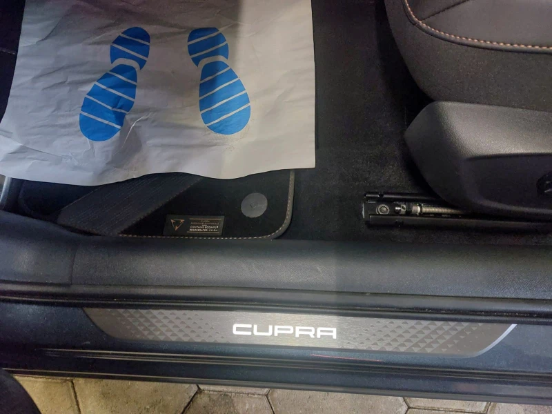 Cupra Formentor VZ/333HP/PANO/CAM/NAVI/MEMO/KLESS/L.ASSIST/453g, снимка 13 - Автомобили и джипове - 52090561