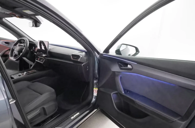 Cupra Formentor VZ/333HP/PANO/CAM/NAVI/MEMO/KLESS/L.ASSIST/453g, снимка 14 - Автомобили и джипове - 52090561