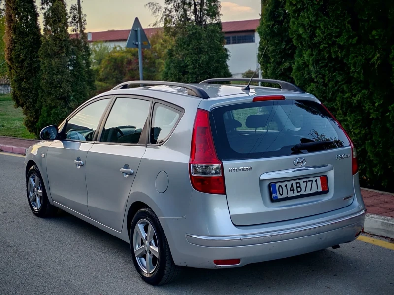 Hyundai I30 1.6CRDI(110)* CW* НОВ ВНОС* , снимка 5 - Автомобили и джипове - 52109705