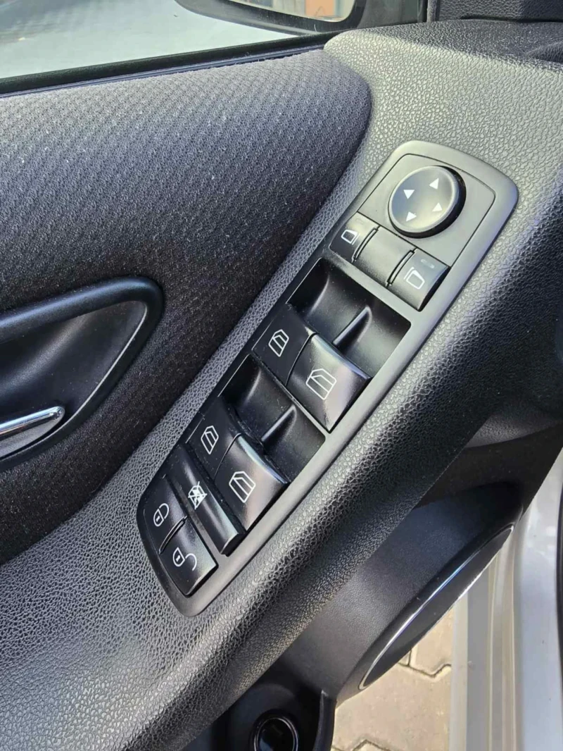 Mercedes-Benz B 200, снимка 9 - Автомобили и джипове - 52381489