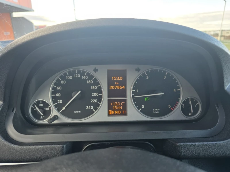 Mercedes-Benz B 200, снимка 14 - Автомобили и джипове - 52381489