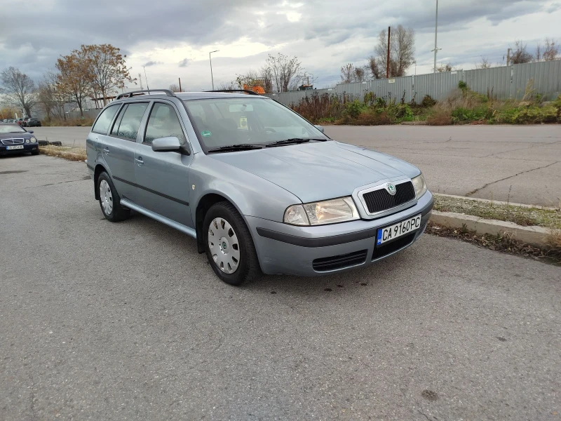 Skoda Octavia Tour, снимка 2 - Автомобили и джипове - 52631736