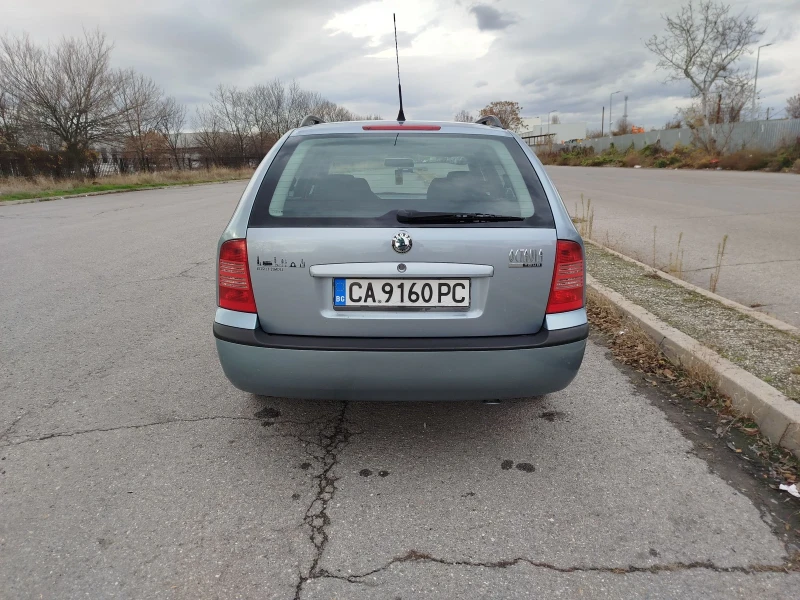 Skoda Octavia Tour, снимка 7 - Автомобили и джипове - 52631736