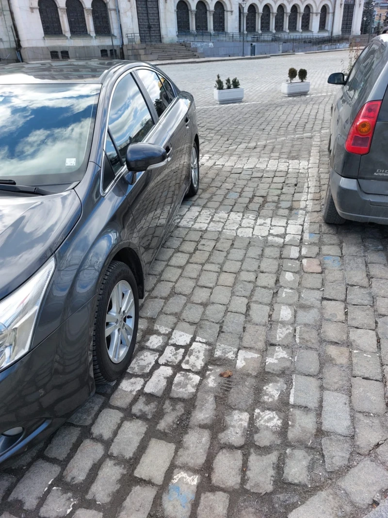 Toyota Avensis, снимка 3 - Автомобили и джипове - 53089598