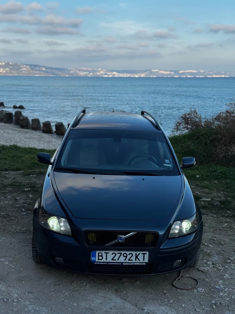 Volvo V50, снимка 3 - Автомобили и джипове - 53401276