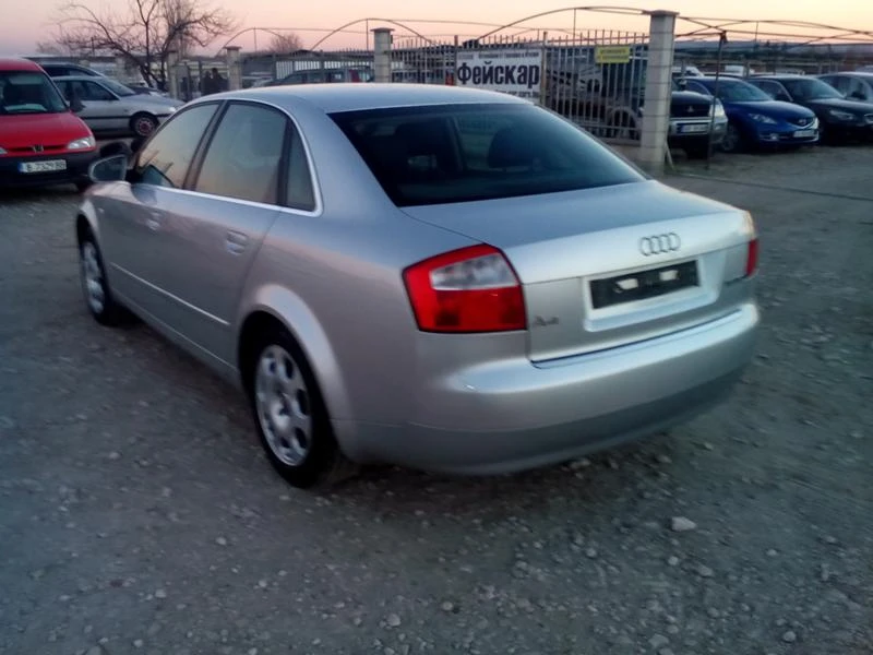Audi A4, снимка 3 - Автомобили и джипове - 53003461