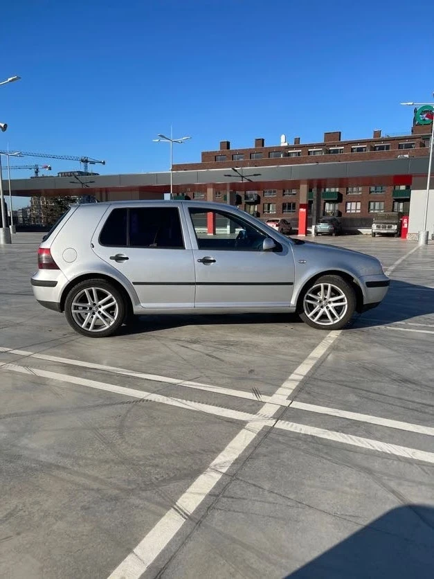 VW Golf IV 1.9 TDI, снимка 13 - Автомобили и джипове - 47654760