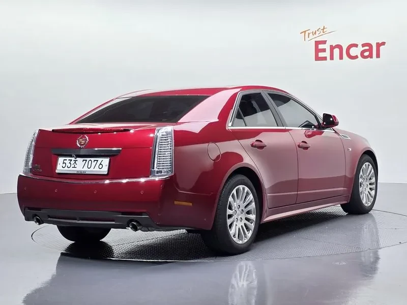Cadillac Cts 3.6 AWD, снимка 2 - Автомобили и джипове - 54462405