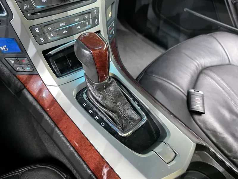 Cadillac Cts 3.6 AWD, снимка 9 - Автомобили и джипове - 54462405