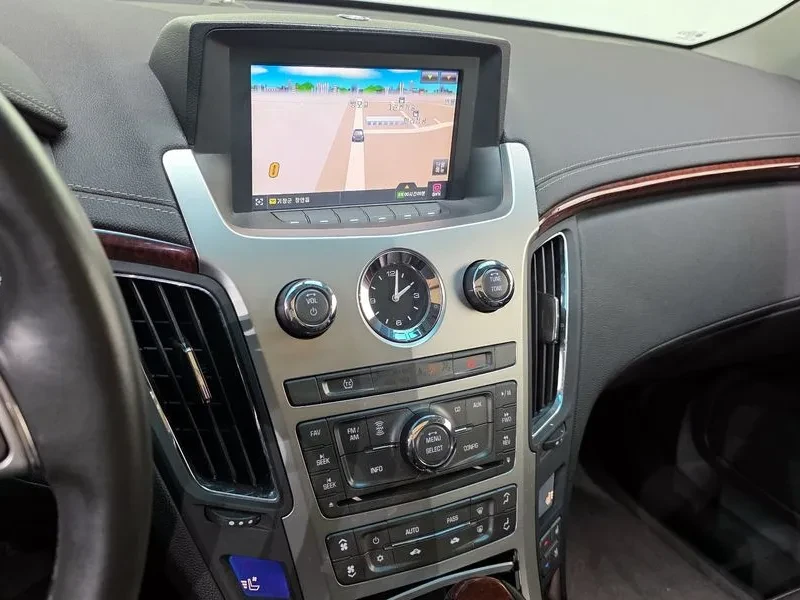 Cadillac Cts 3.6 AWD, снимка 14 - Автомобили и джипове - 54462405