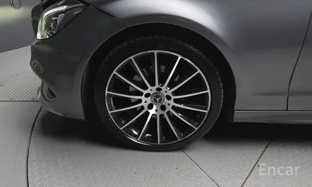 Mercedes-Benz CLS 250 * 360 * KEYLESS * ЦЕНА ДО БГ * АВТОКРЕДИТ, снимка 16 - Автомобили и джипове - 54577886