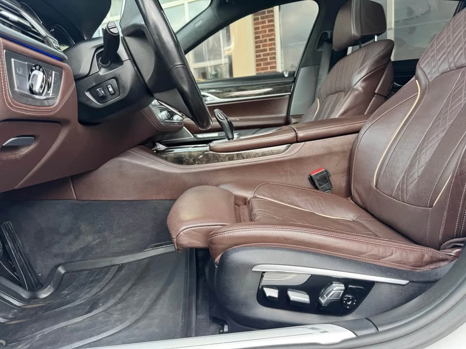 BMW 750 I * M-Package * * xDrive* * Harman * (ЦЕНА ДО БГ) - изображение 9