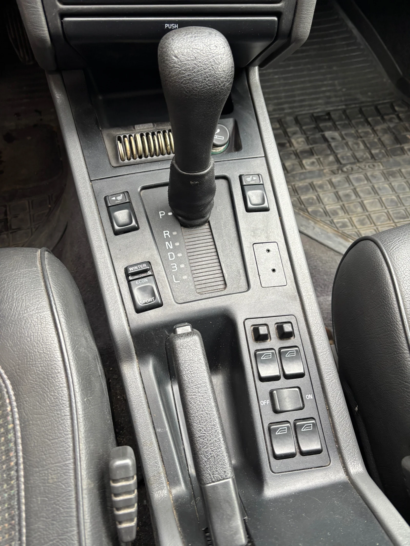 Volvo 850 Комби - изображение 9