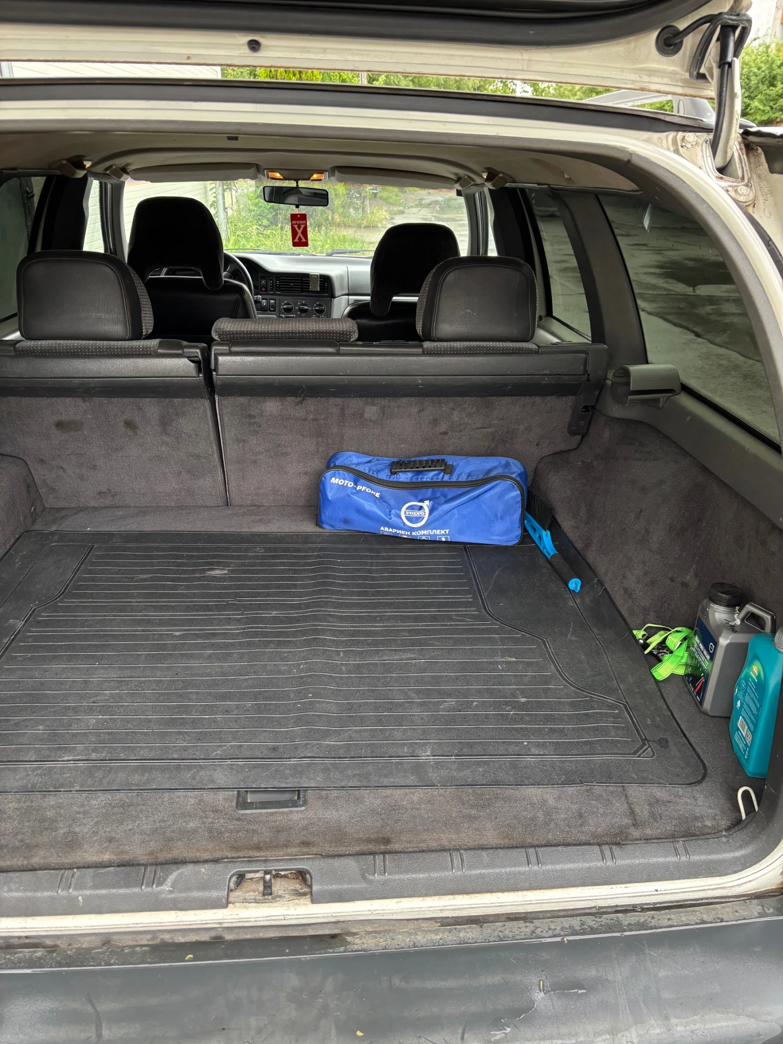 Volvo 850 Комби - изображение 8