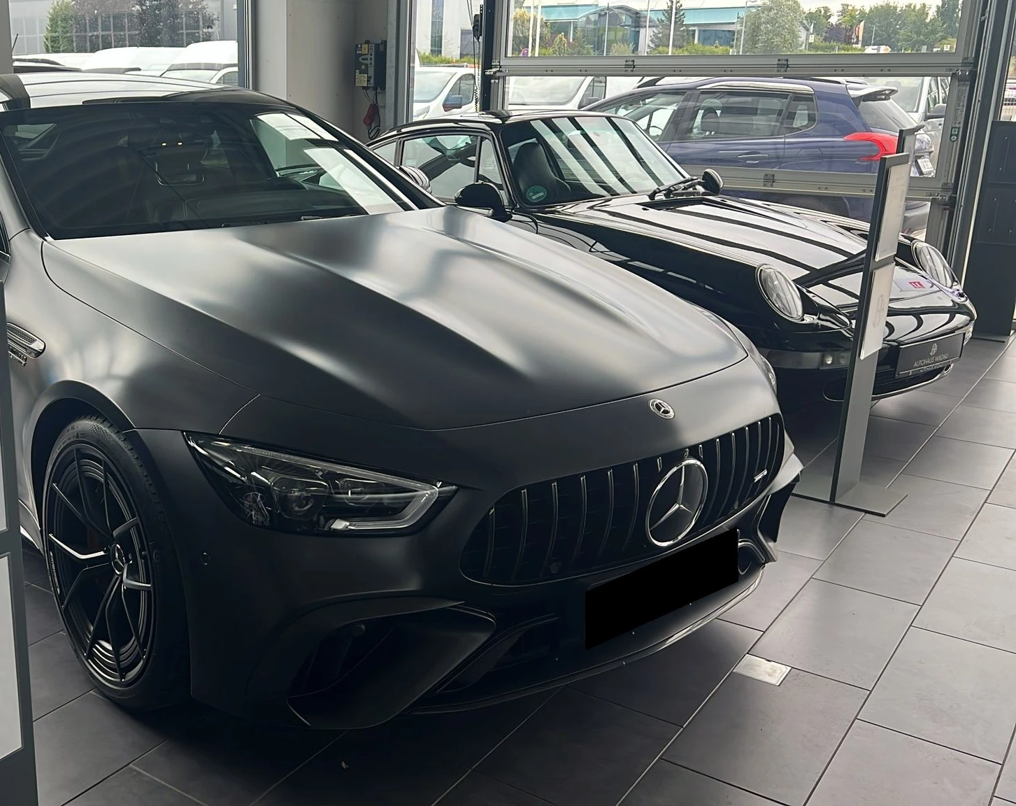 Mercedes-Benz GT 63 S E-Hybrid 4 door  - изображение 2