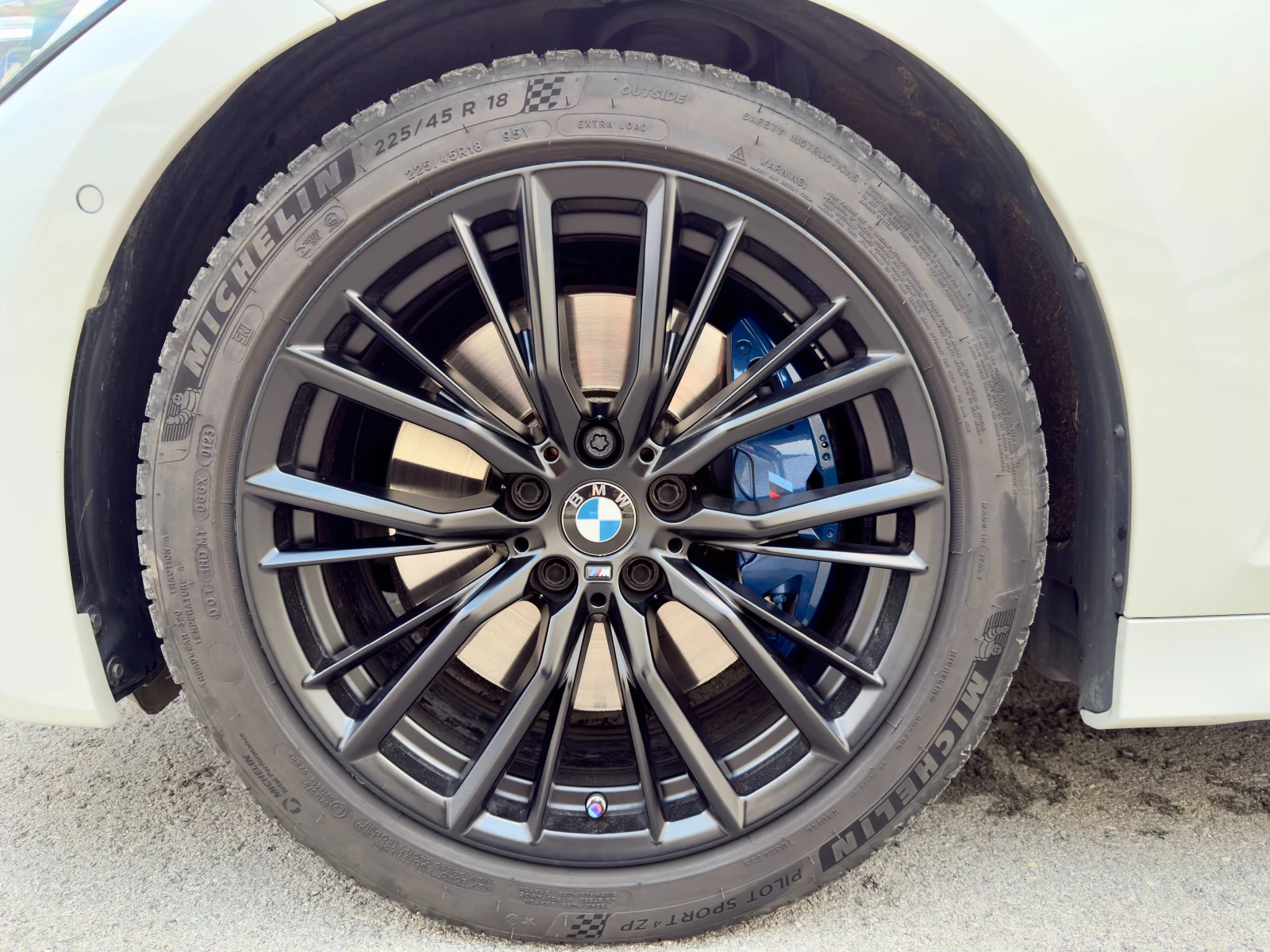 BMW 320 d M Sport Laser HUD  | Mobile.bg   15