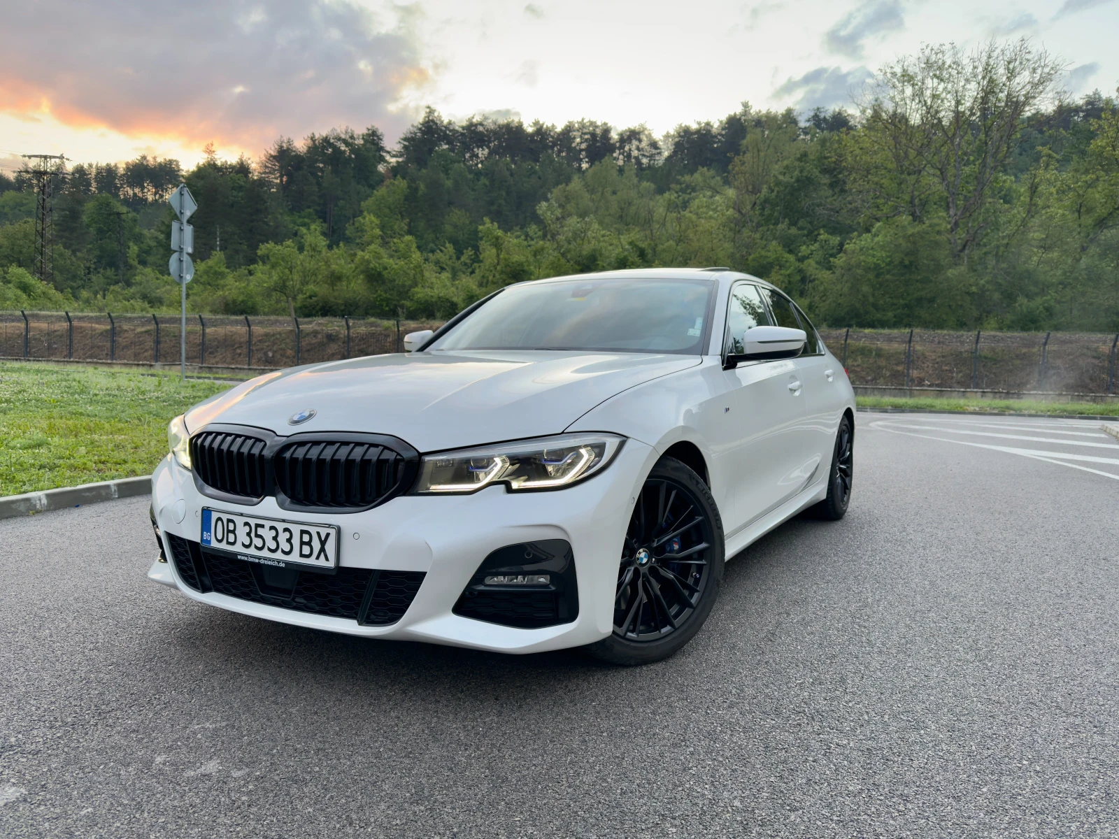 BMW 320 d M Sport Laser HUD  | Mobile.bg   1