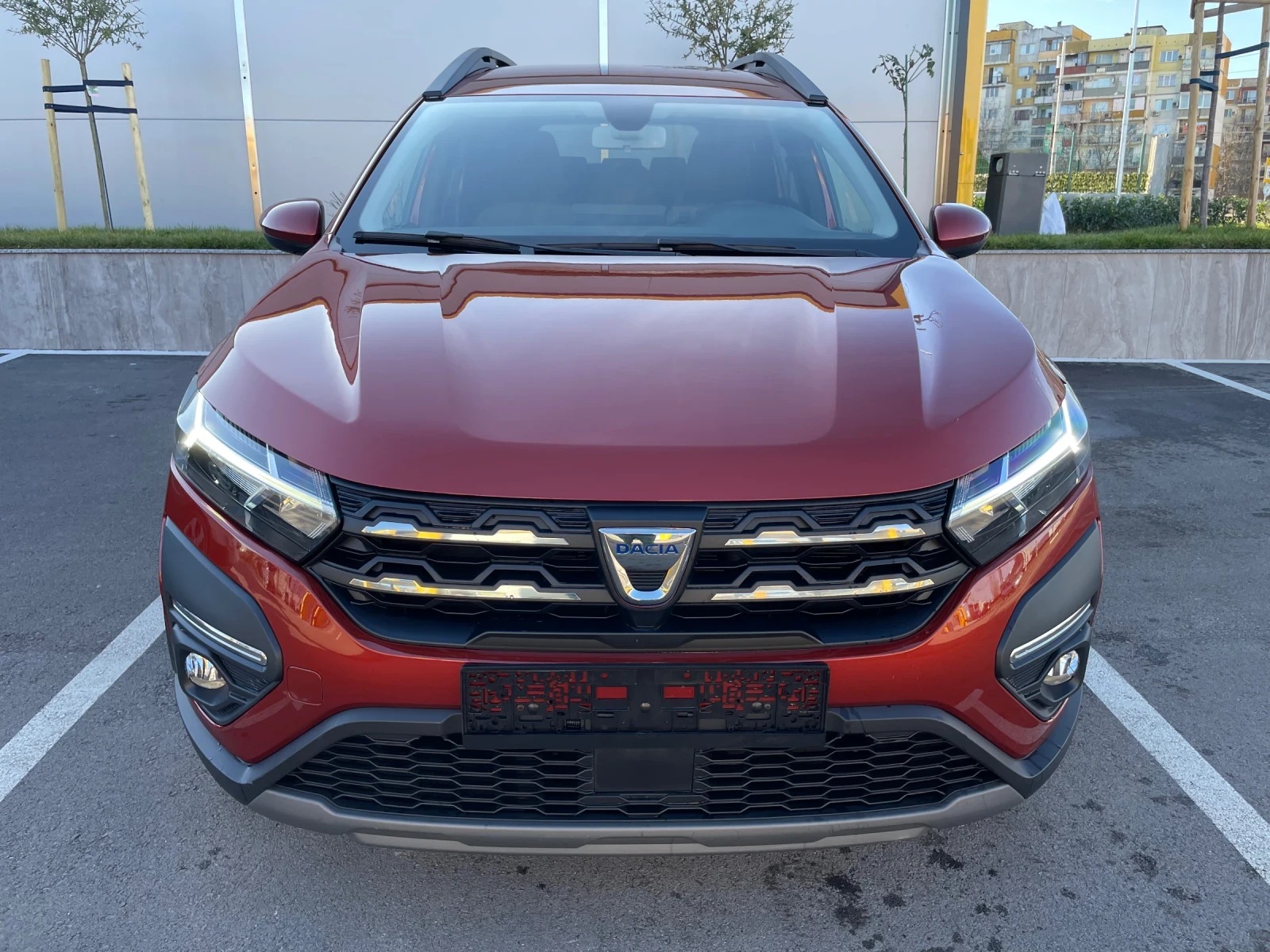 Dacia Jogger 7-�����-navi-CarPlay-Extreme-Camera | Mobile.bg � ����������� 7