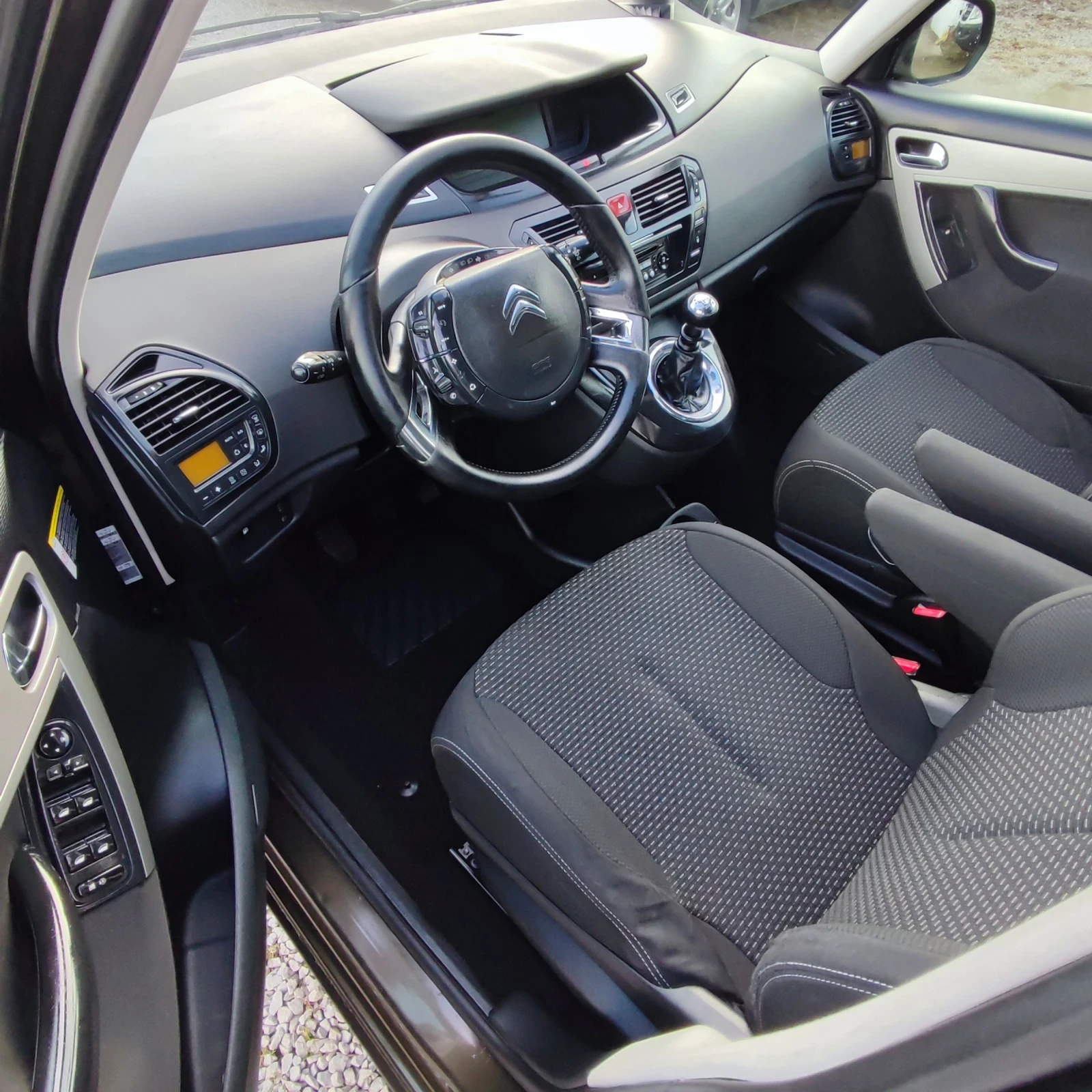 Citroen C4 Picasso 1.6 HDI* EXCLUSIVE* FACELIFT*  - изображение 9