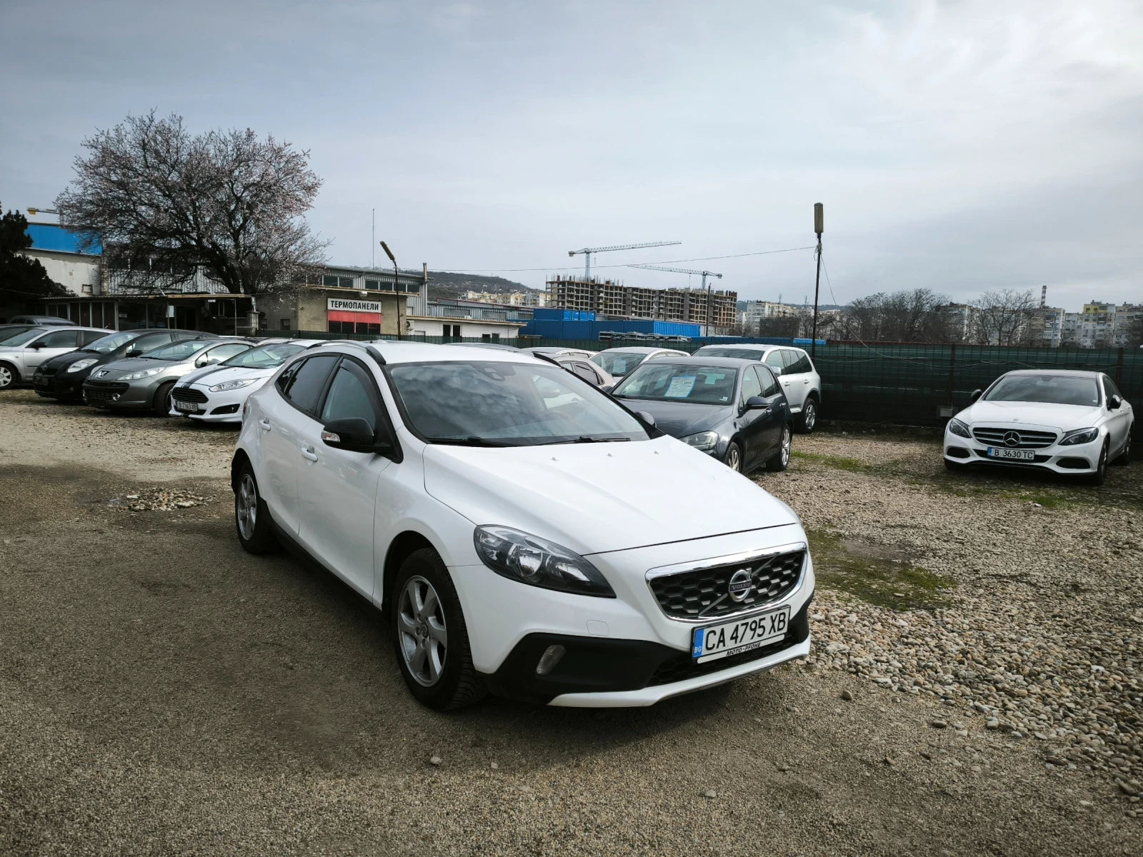 Volvo V40 Cross Country | Mobile.bg � ����������� 15