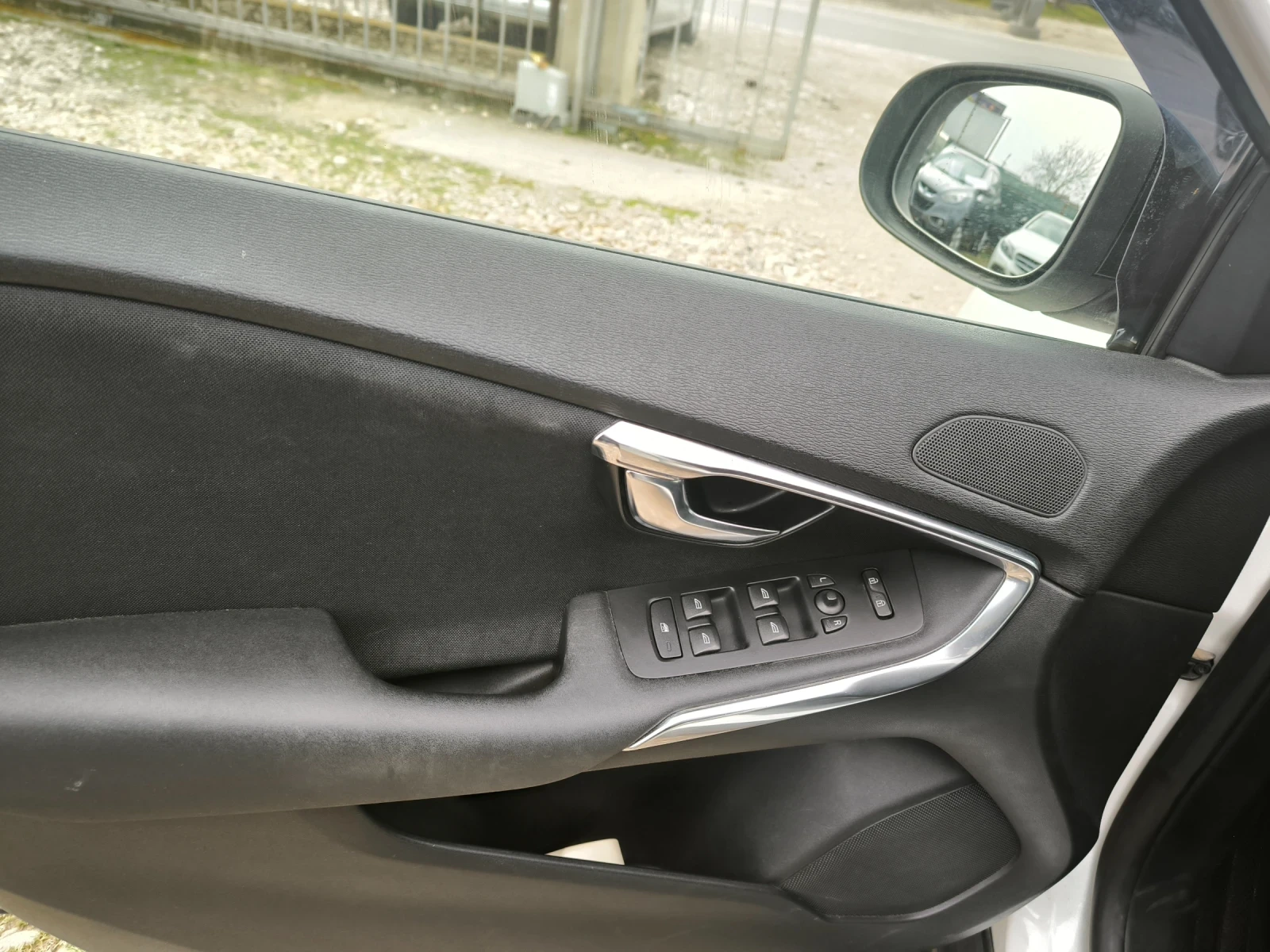 Volvo V40 Cross Country | Mobile.bg � ����������� 14