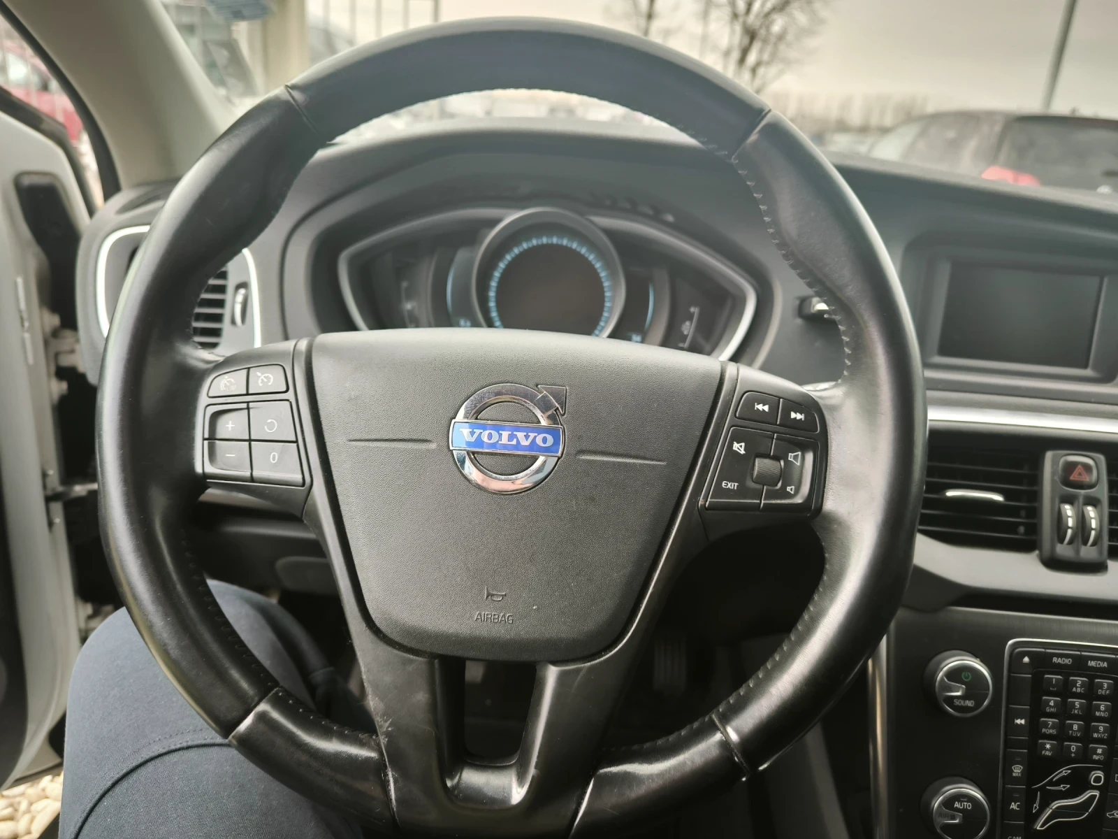 Volvo V40 Cross Country | Mobile.bg � ����������� 8