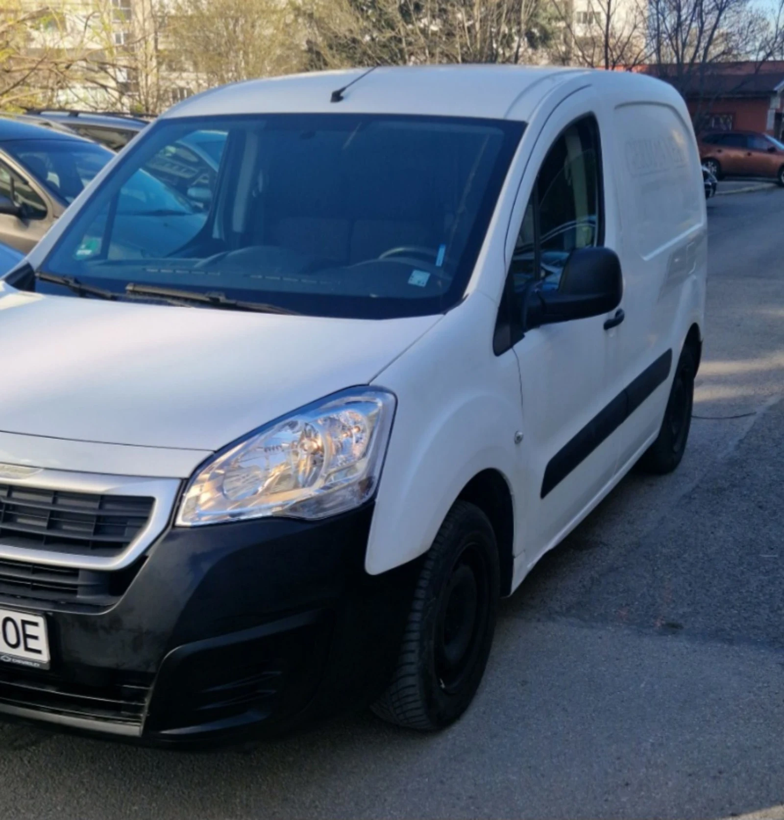 Peugeot Partner 1.6d 100 к.с. 2017 автоматик, снимка 4 - Автомобили и джипове - 54149750