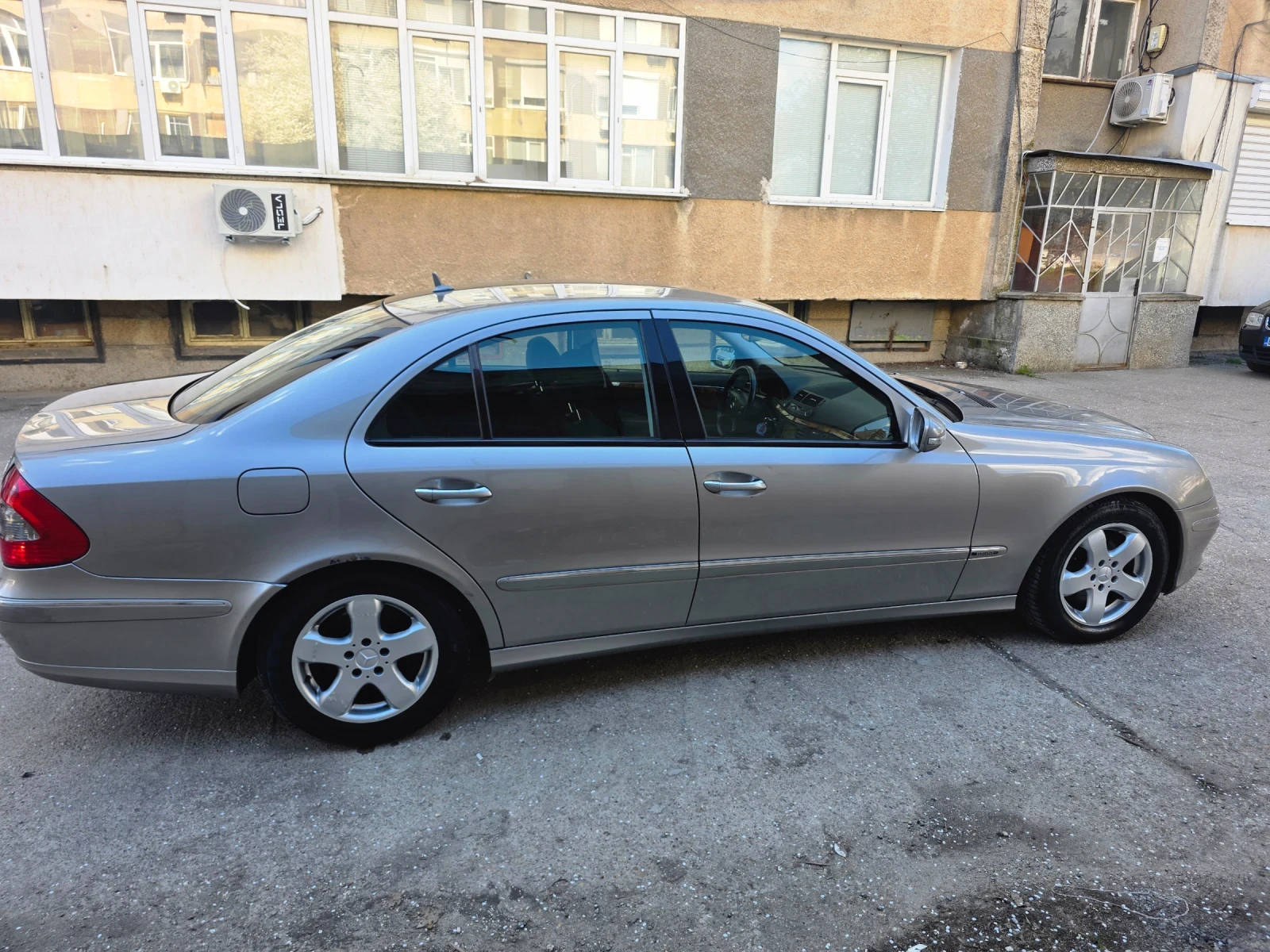 Mercedes-Benz E 280 EVO 4matic airmatic, снимка 7 - Автомобили и джипове - 54161278
