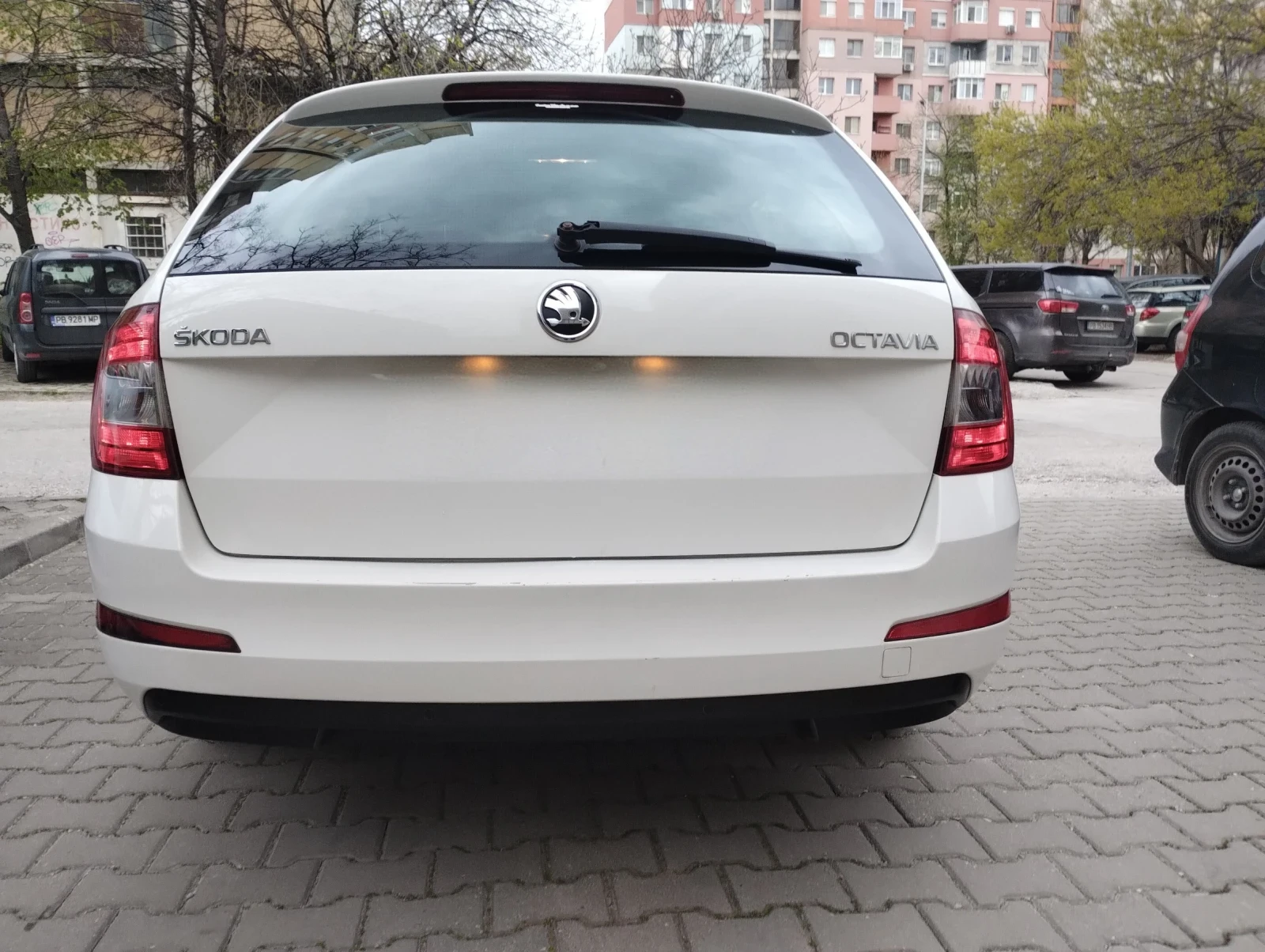 Skoda Octavia, снимка 4 - Автомобили и джипове - 54179606