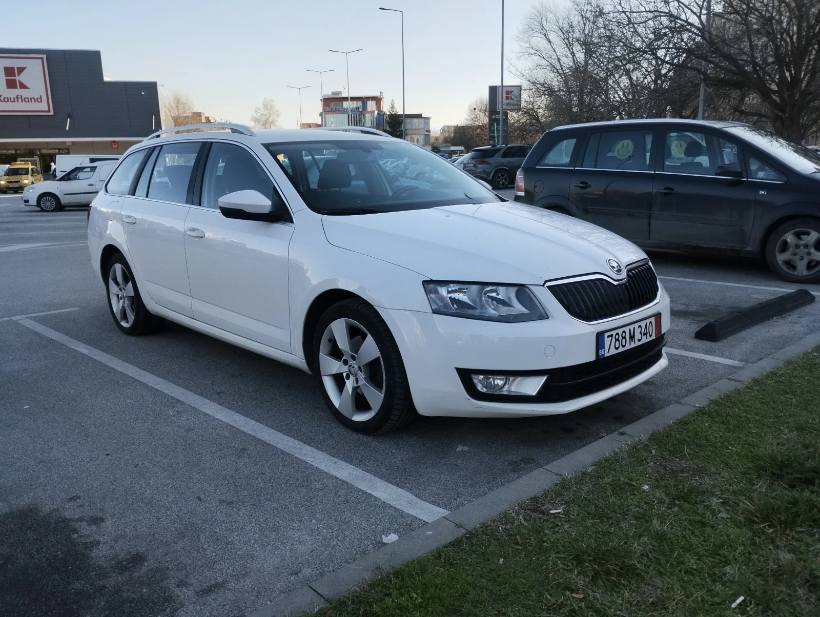Skoda Octavia Ambition                        , снимка 6 - Автомобили и джипове - 55514375