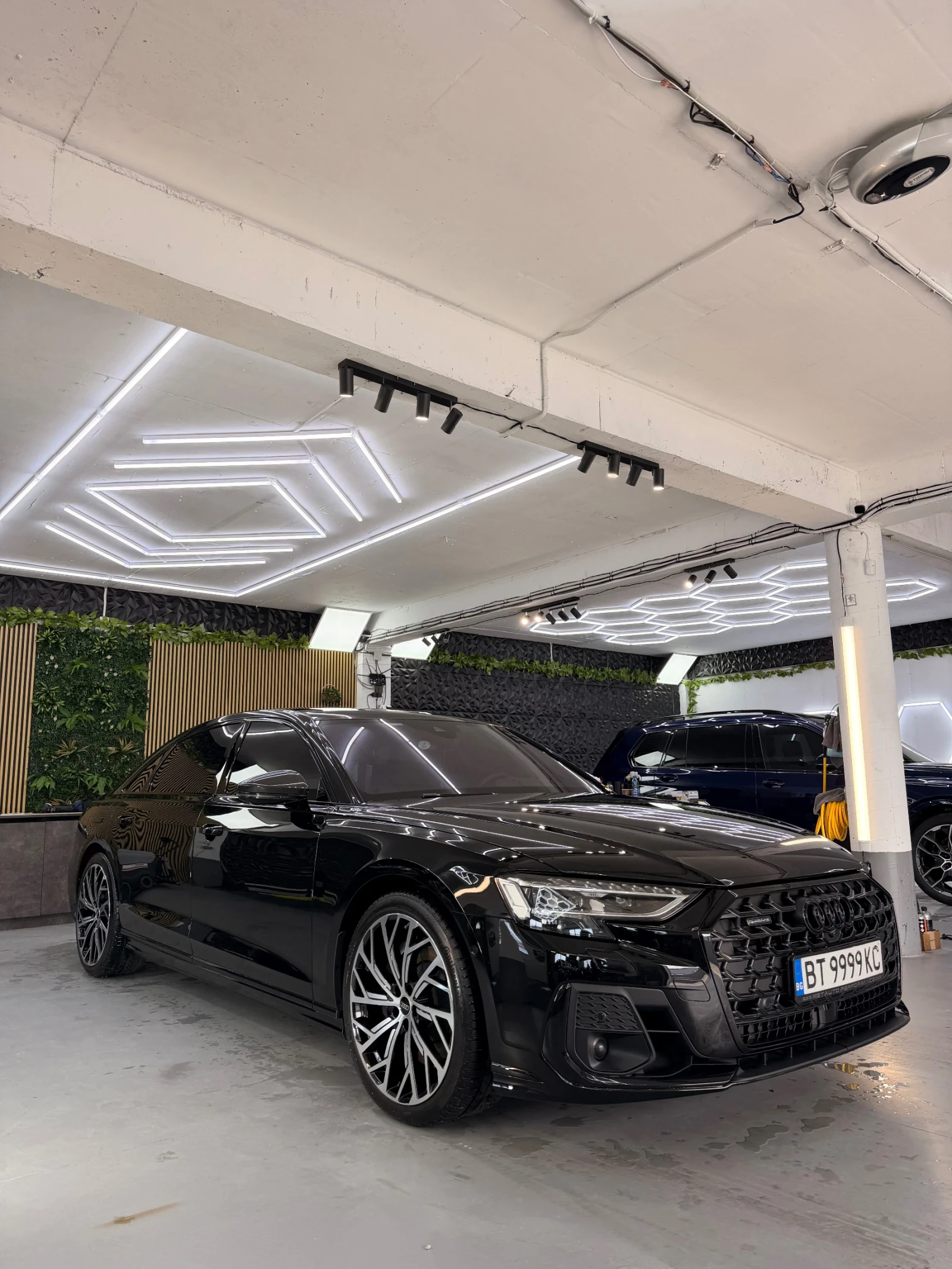 Audi A8 Audi A8 L 60 TFSI , снимка 2 - Автомобили и джипове - 54225160