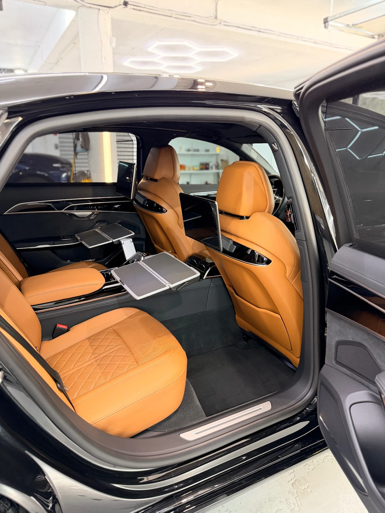 Audi A8 Audi A8 L 60 TFSI , снимка 5 - Автомобили и джипове - 54225160