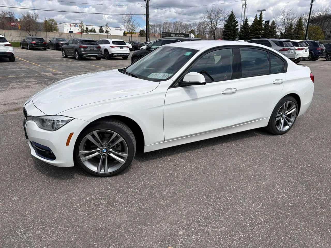 BMW 330 * 330i xDrive * CARFAX * ЦЕНА ДО БГ, снимка 2 - Автомобили и джипове - 54400029