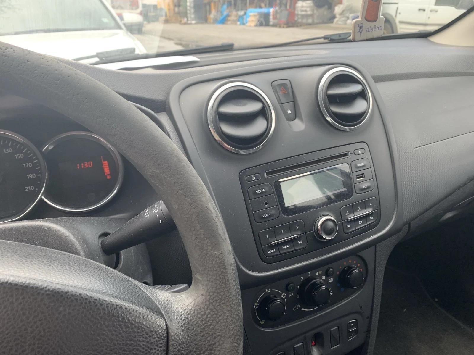 Dacia Sandero | Mobile.bg � ����������� 6
