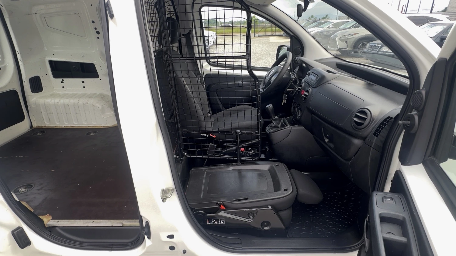 Fiat Fiorino 1.3 JTD/MJ 80хил.км. Сервизна история! Klima, снимка 11 - Автомобили и джипове - 54735736